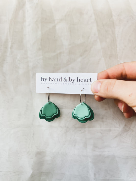 SCALLOP HOOP DANGLES in GREEN