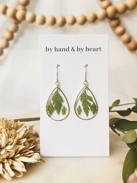 TRIPLE FERN DANGLE