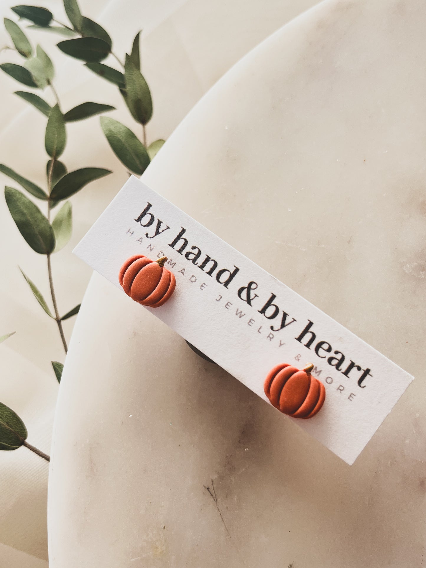 PUMPKIN STUDS in ORANGE