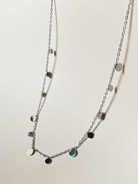 ADJUSTABLE DOT NECKLACE in Gold and Silver