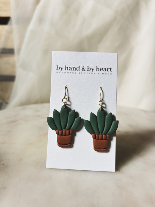 ALOE DANGLE EARRINGS