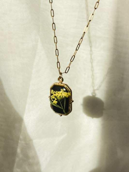 GOLD LONG HEXAGON CREST NECKLACE - Style A