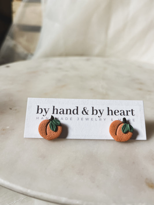 PEACH STUDS