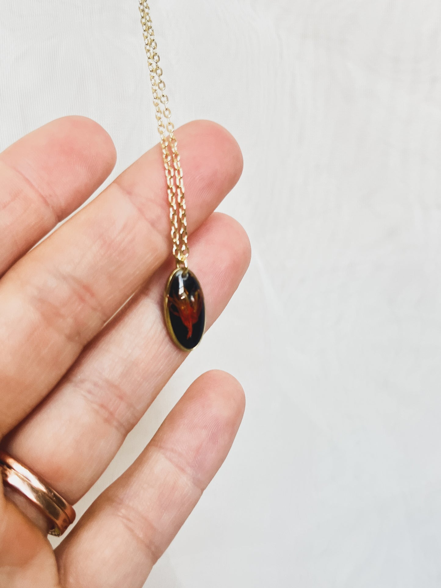 ORANGE STAMEN NECKLACE - 18in non-adjustable
