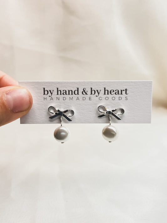 SILVER BOW + PEARL DANGLE