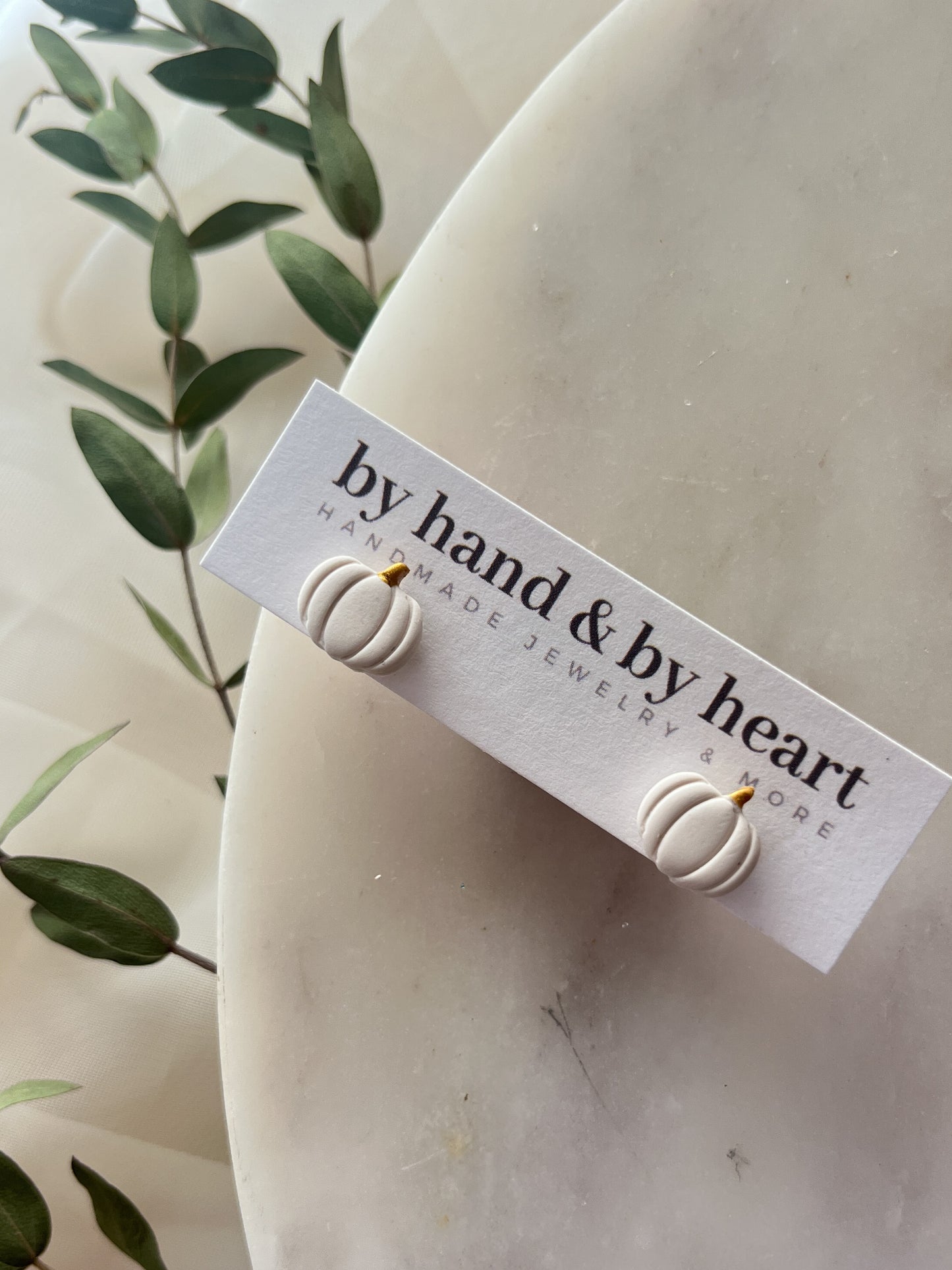 PUMPKIN STUDS in CREAM