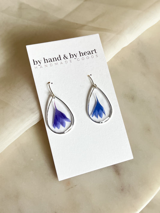 SILVER CORNFLOWER TEARDROP DANGLES