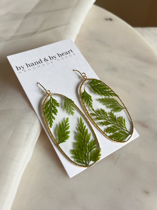 STATEMENT FERN DANGLES