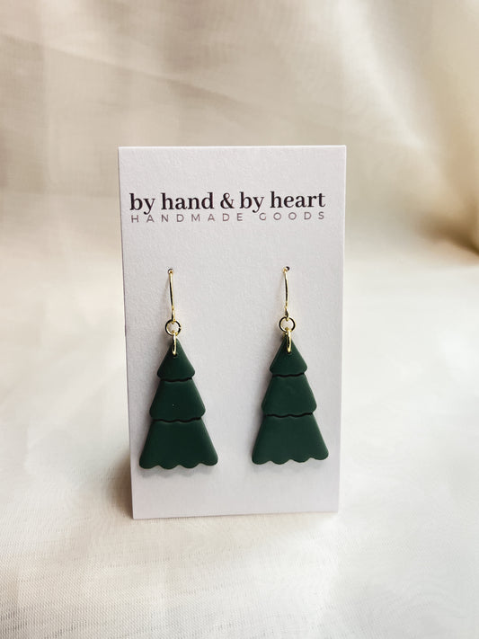 SCALLOP GREEN CHRISTMAS TREE DANGLE