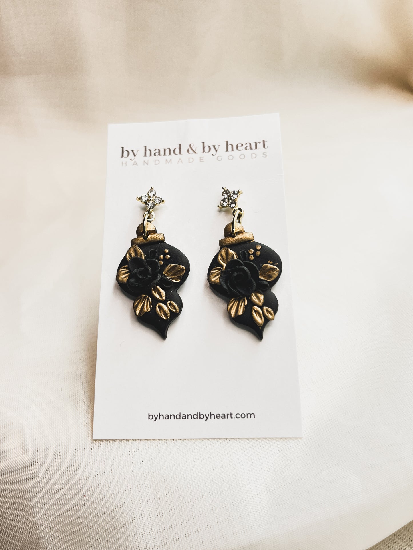 BLACK FLORAL BAUBLE EARRINGS