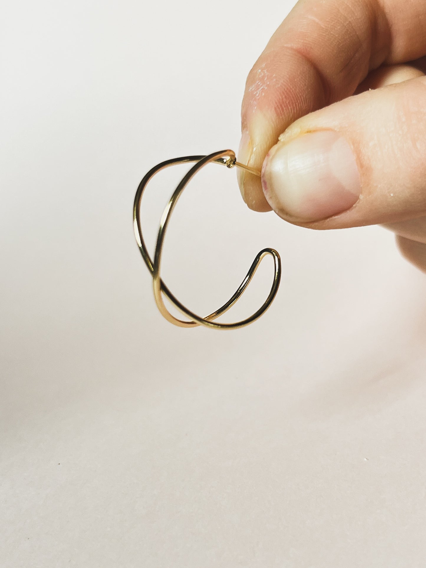 CRISS CROSS HOOPS in Gold and Silver
