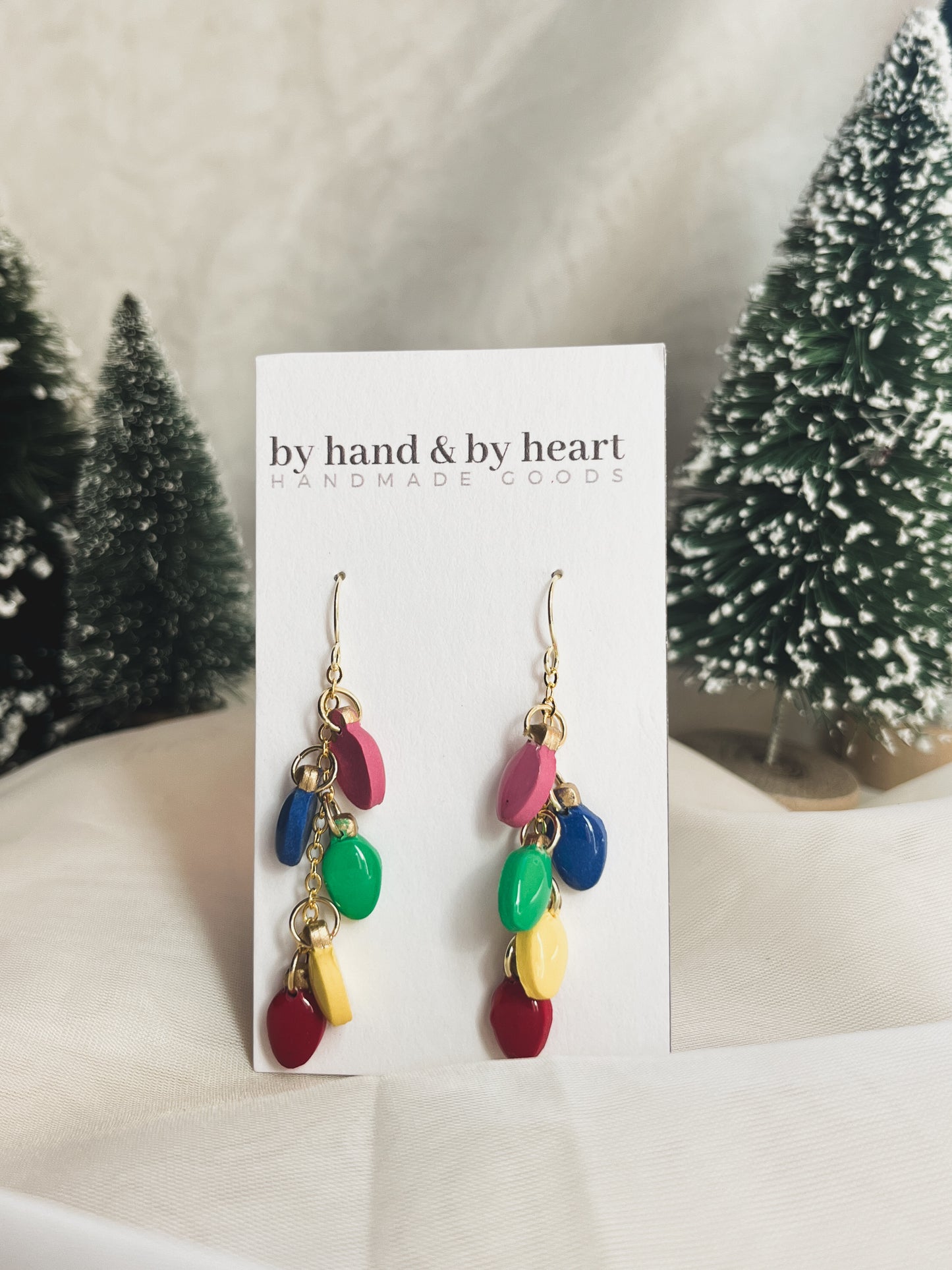 COLORFUL CHRISTMAS LIGHT DANGLES