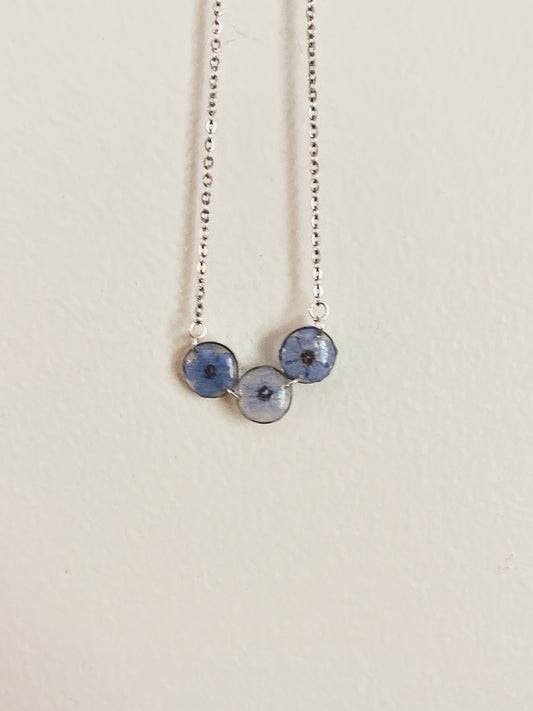 TRIPLE FORGET ME NOT NECKLACE