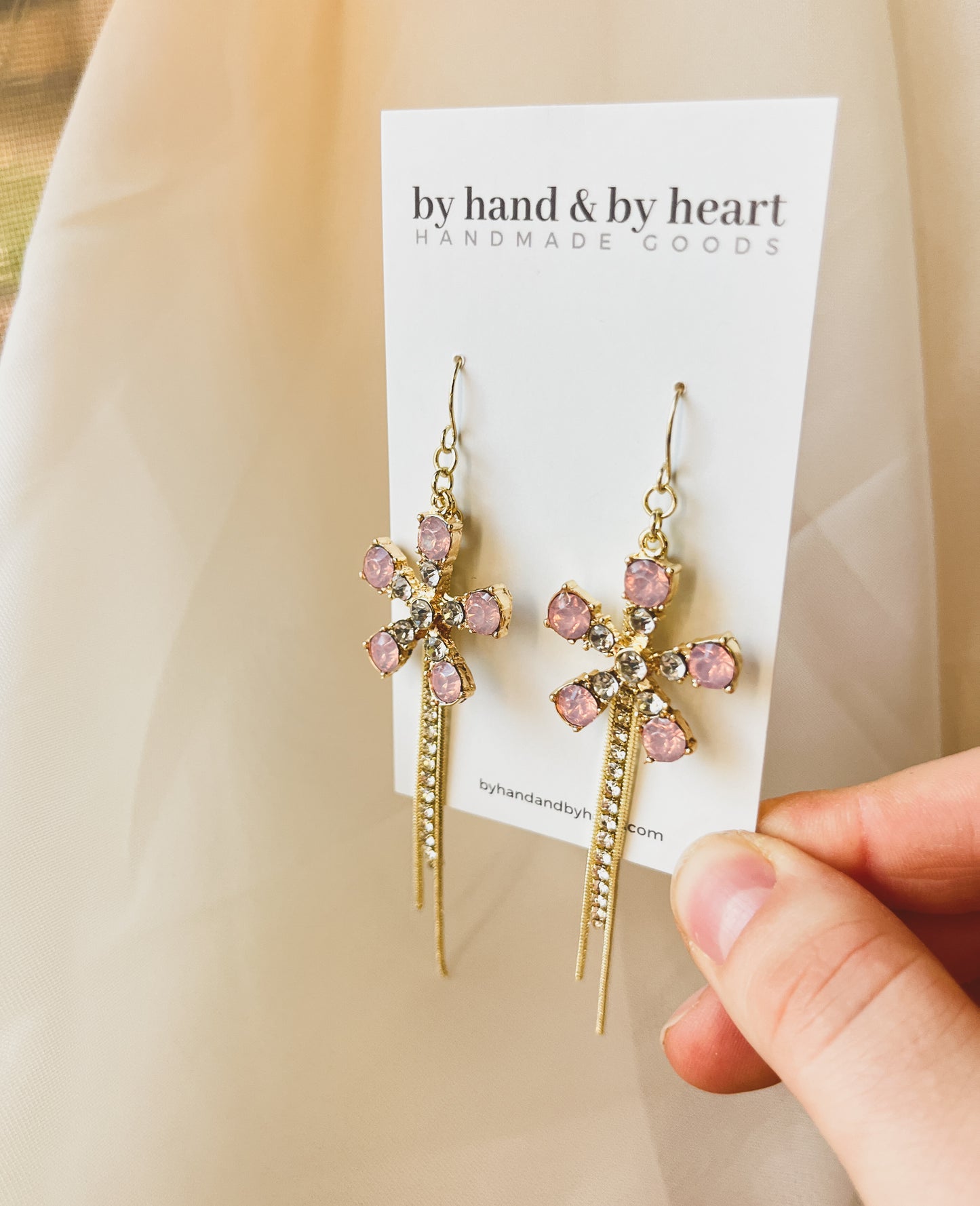 GEMS + FLOWERS STATEMENT DANGLE