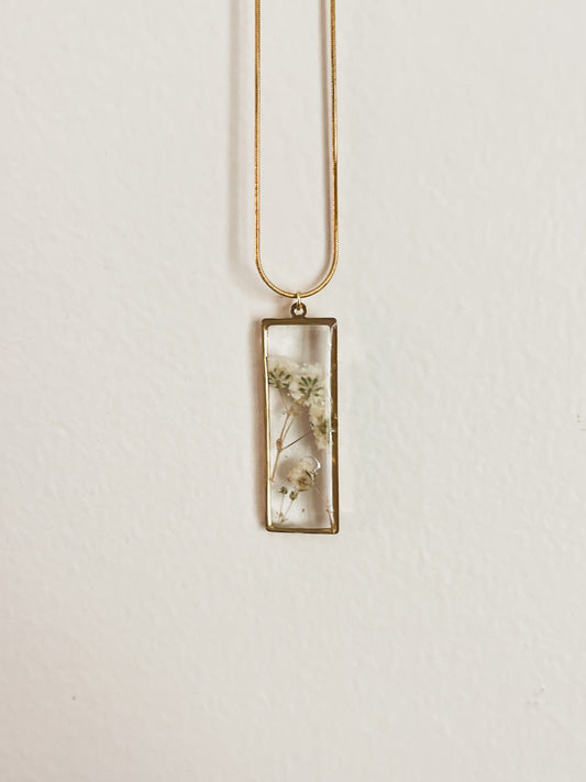 BABYS BREATH NECKLACE - Style B