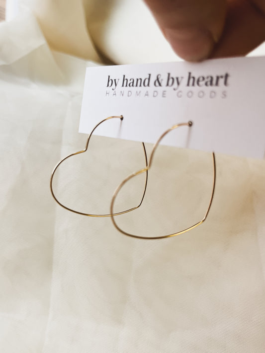 THIN LINE HEART HOOPS