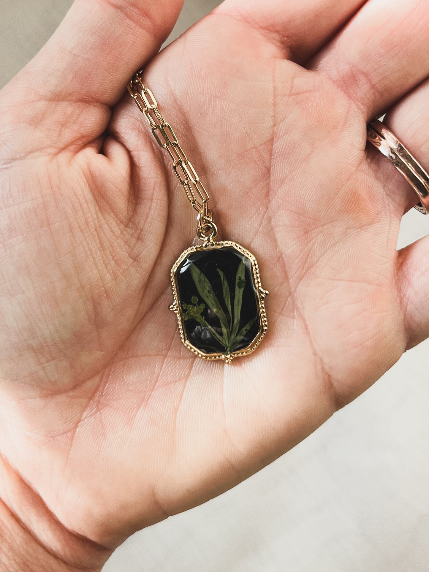 GOLD LONG HEXAGON CREST NECKLACE - Style B