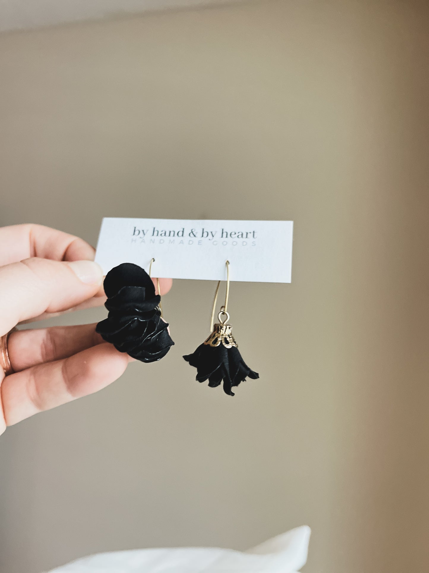 BLACK BELL FLOWER DANGLES