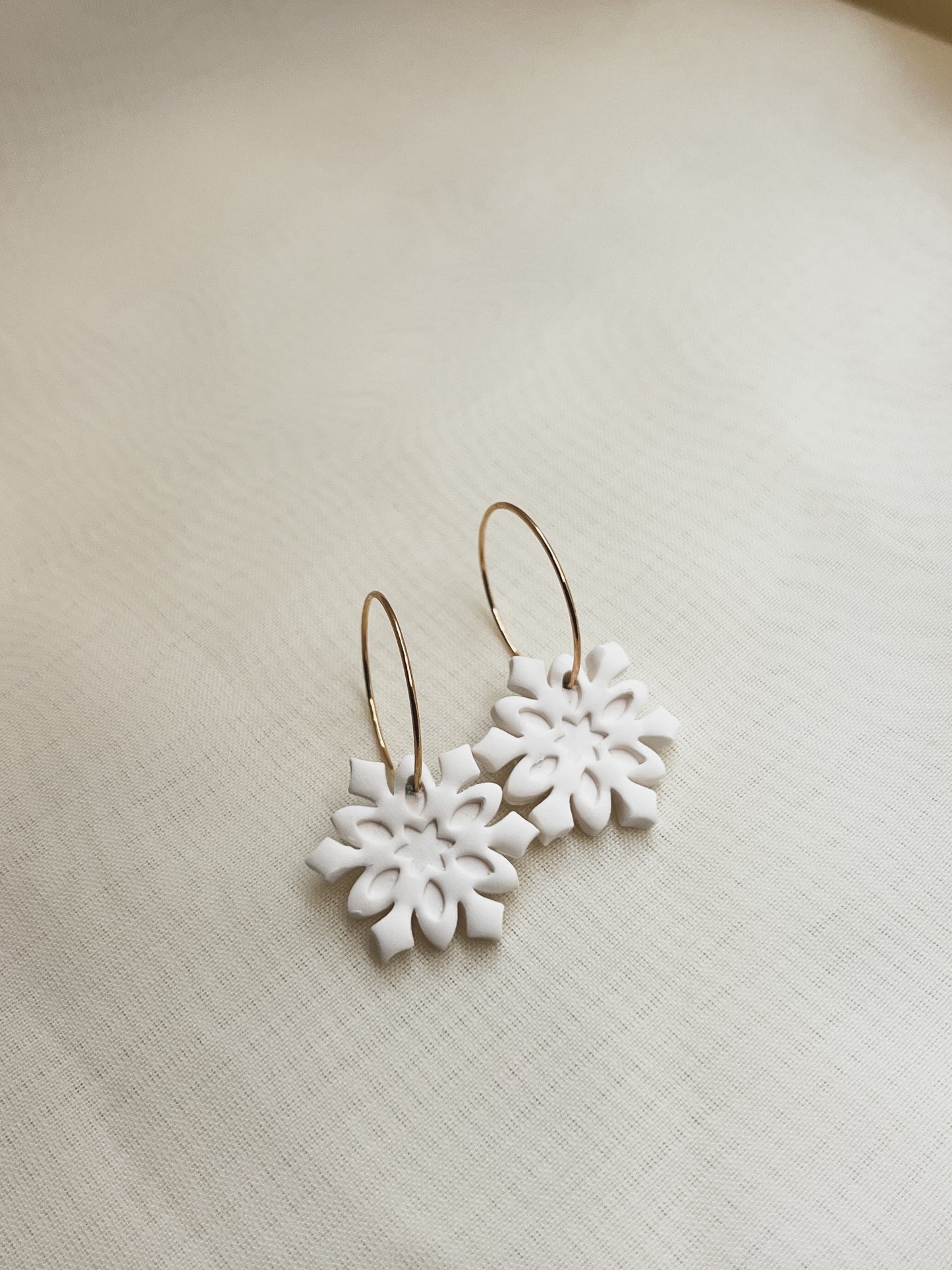 SNOWFLAKE HOOPS