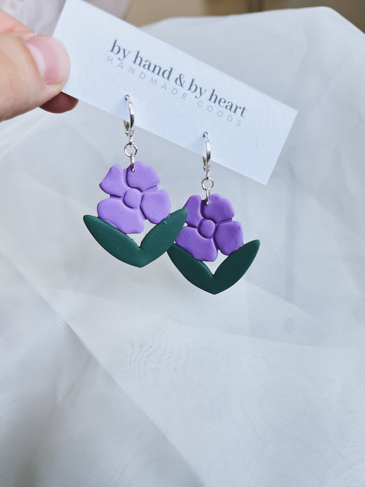 LILAC POPPY HUGGIES in SILVER