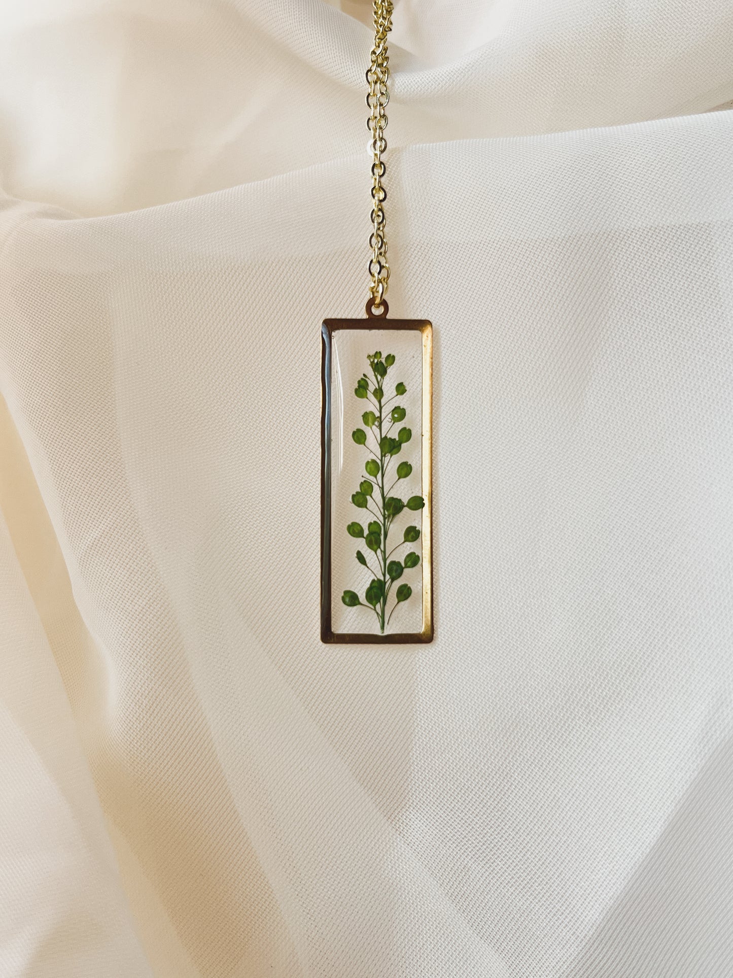 LARGE GREENERY RECTANGLE NECKLACE - 18-20inch extendable